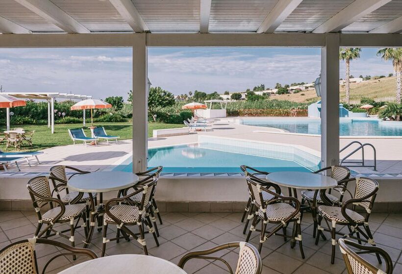 ホテル Mangia S Selinunte Resort