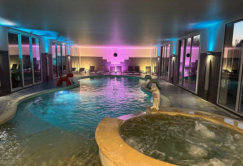 Отель Le Manoir De La Poterie & Spa