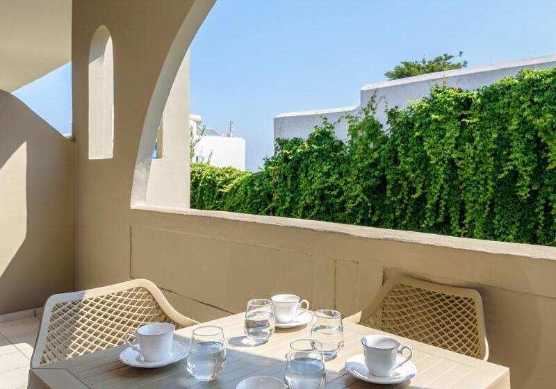 ホテル Marinos Beach