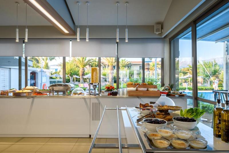 ホテル Marinos Beach