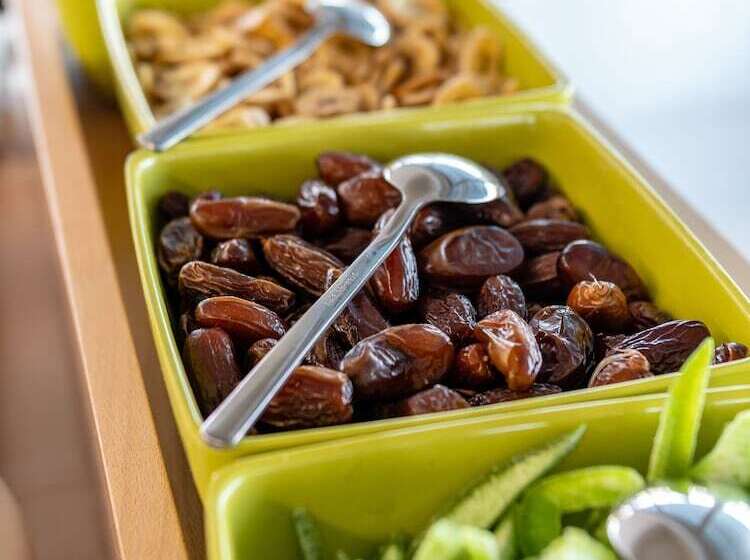 ホテル Marinos Beach