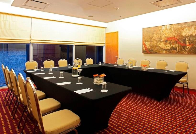 Отель Mexico City Marriott Reforma