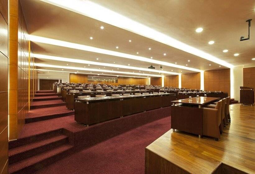 Отель Mexico City Marriott Reforma