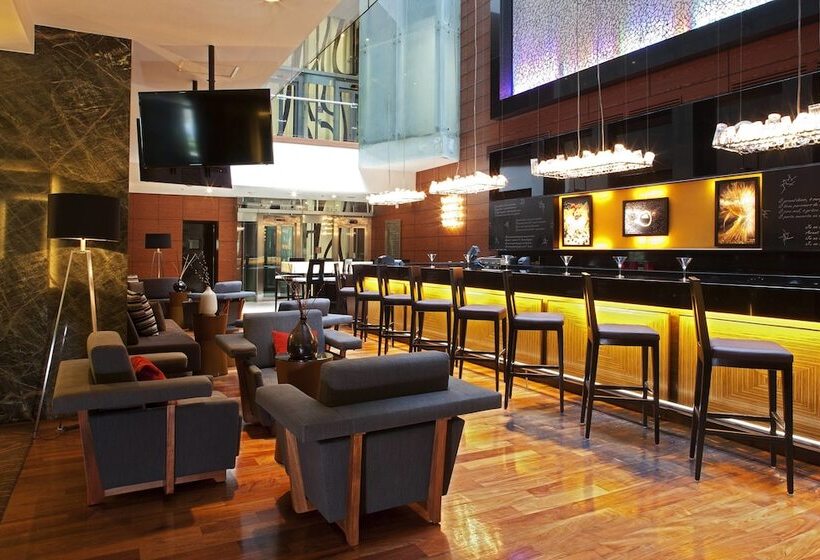 Отель Mexico City Marriott Reforma