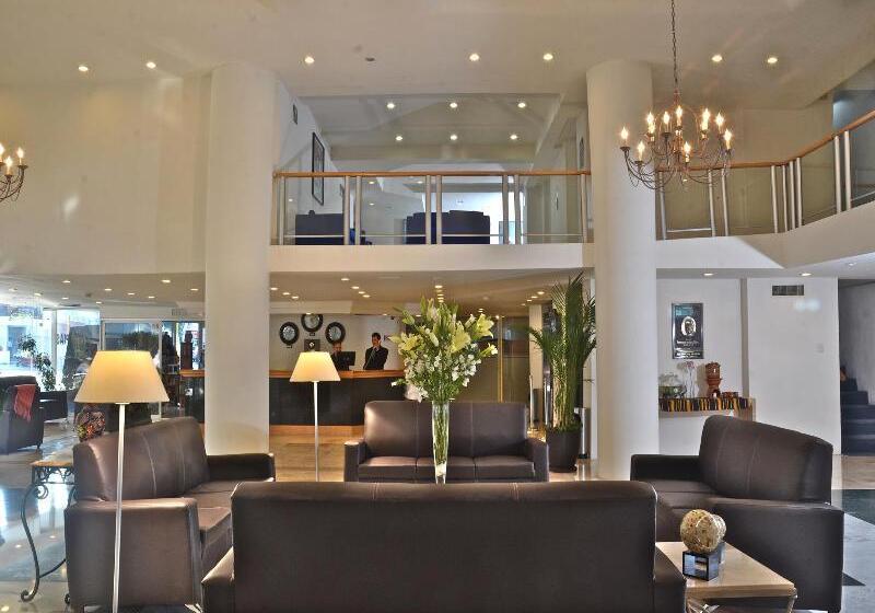 호텔 Mision Monterrey Centro Historico