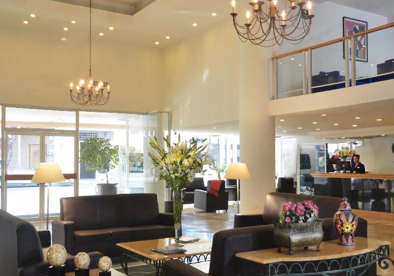 호텔 Mision Monterrey Centro Historico