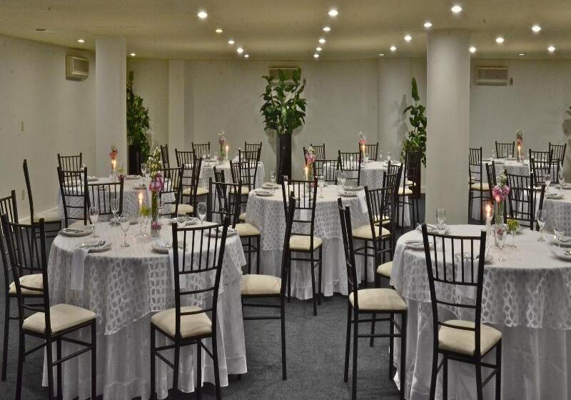 호텔 Mision Monterrey Centro Historico