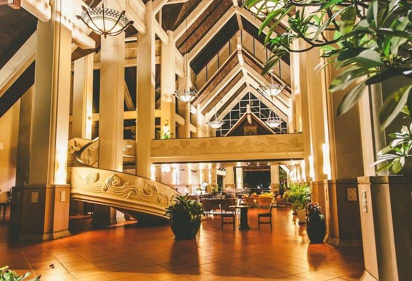 Отель Mission Hills Phuket Golf Resort Sha Extra Plus