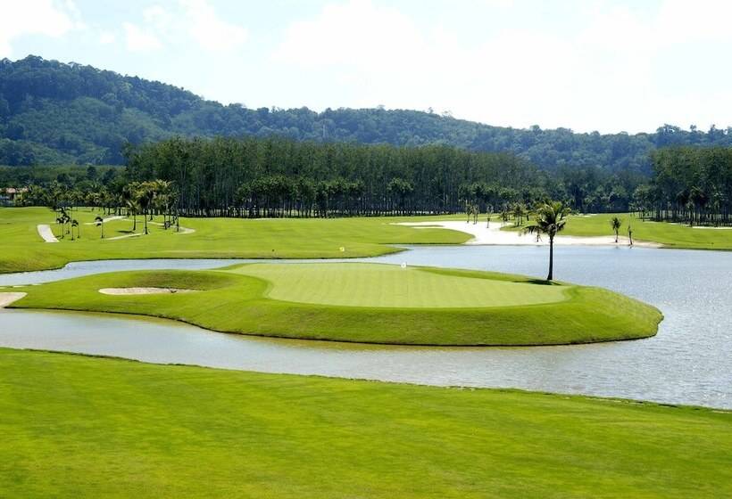 Отель Mission Hills Phuket Golf Resort Sha Extra Plus