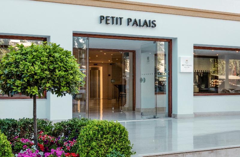 ホテル Mitsis Petit Palais