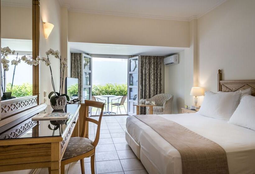 ホテル Mitsis Petit Palais