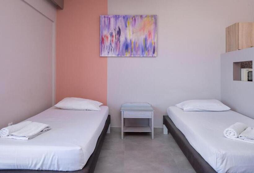 בית מלון כפרי Nireas