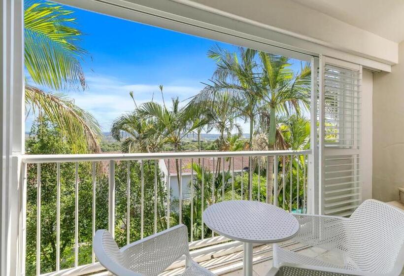 Отель Noosa Blue Resort