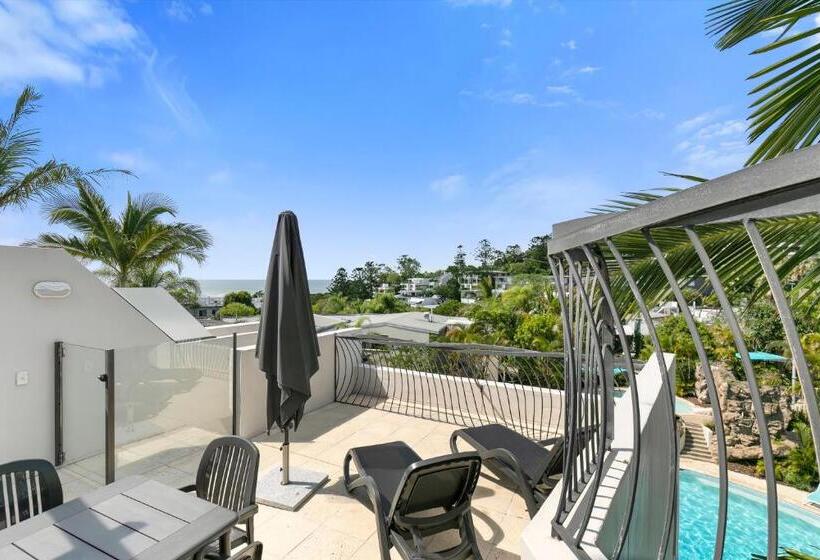 هتل Noosa Blue Resort