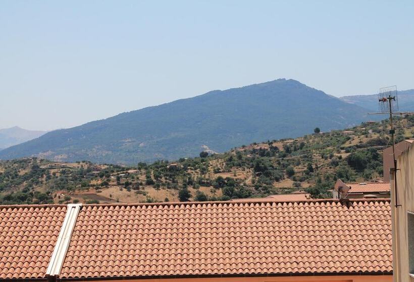 Отель Paradiso Delle Madonie