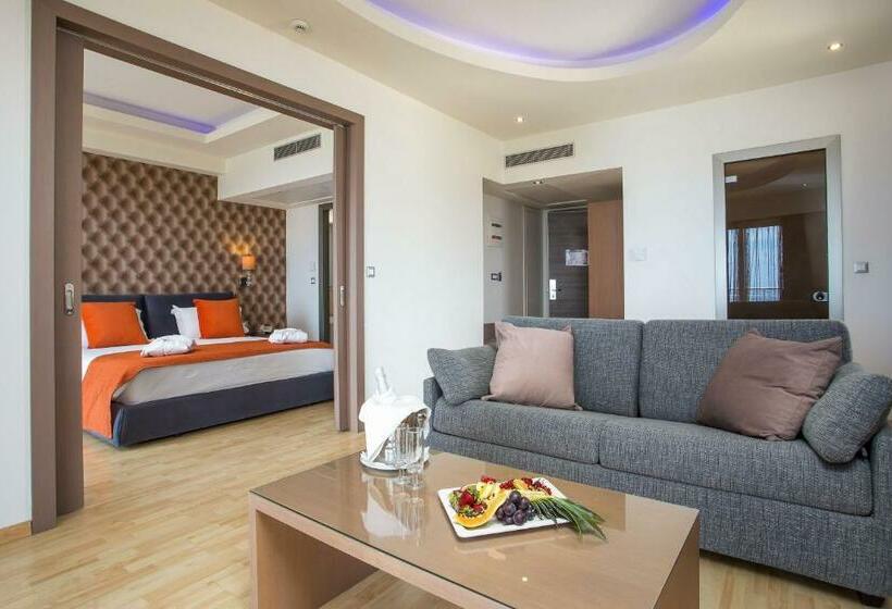 هتل Pegasos Deluxe Beach