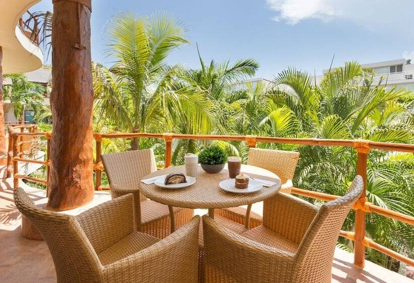 Porto Playa Condo Hotel And Beach Club