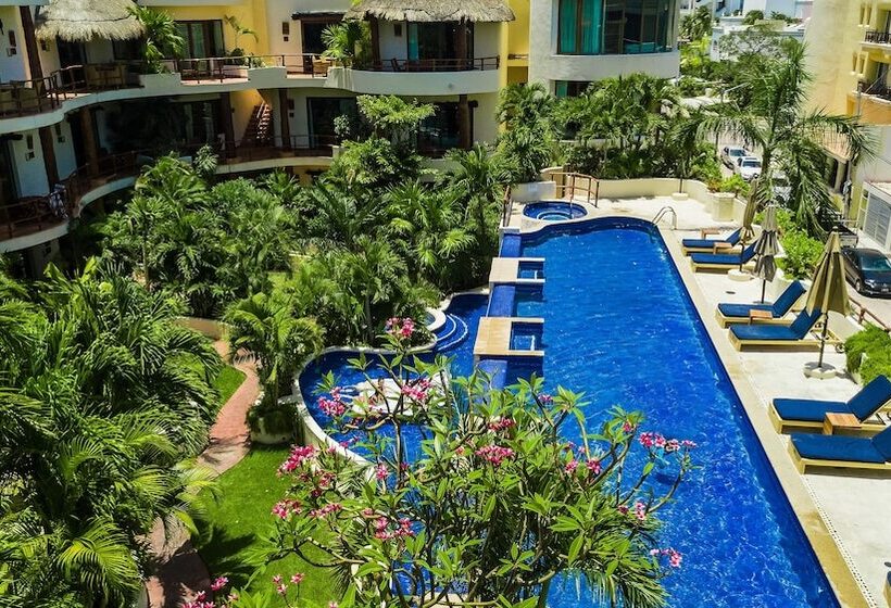 Porto Playa Condo Hotel And Beach Club