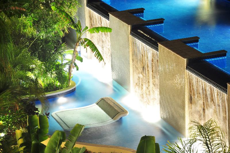 Porto Playa Condo Hotel And Beach Club