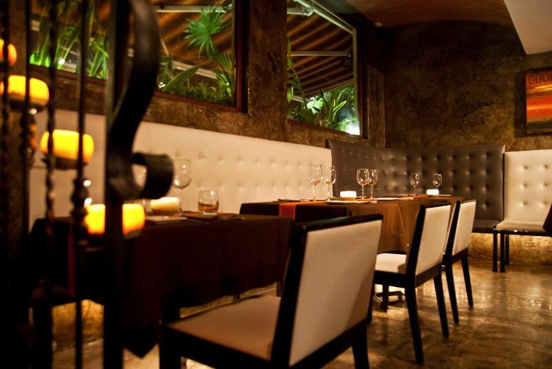 Porto Playa Condo Hotel And Beach Club