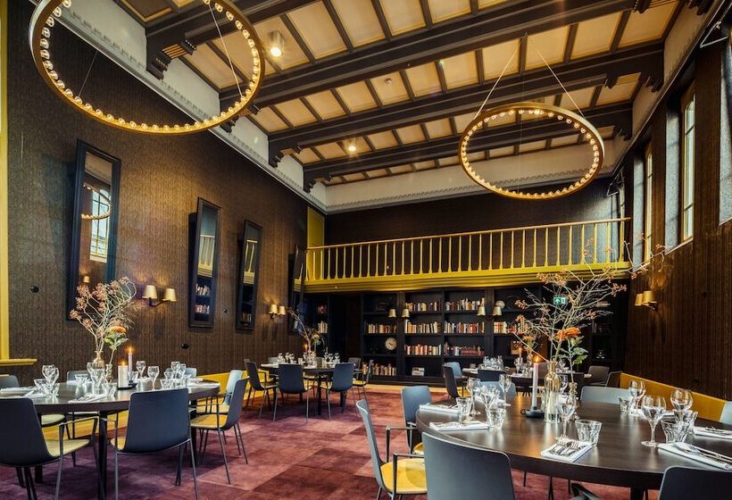 Post Plaza Hotel & Grand Café