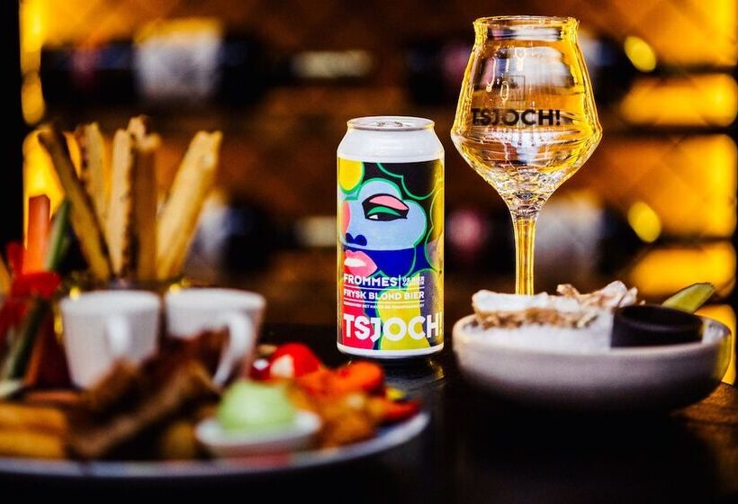 Post Plaza Hotel & Grand Café