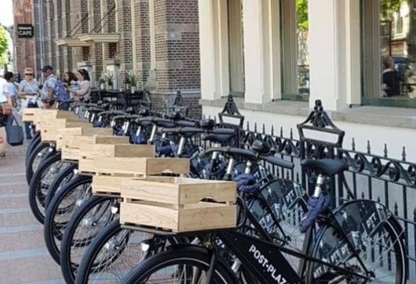 Post Plaza Hotel & Grand Café