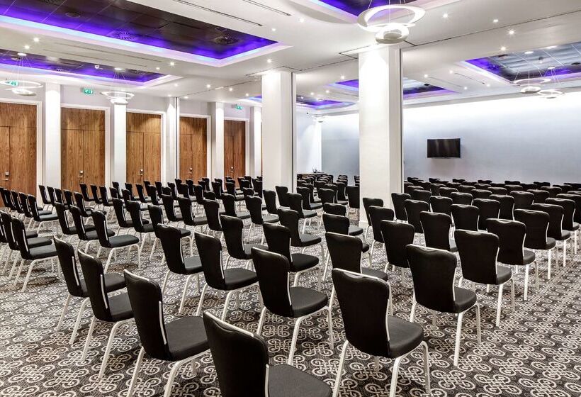 Radisson Blu Hotel, Cardiff