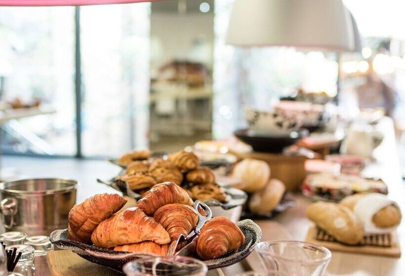 Radisson Collection Hotel, Royal Mile Edinburgh