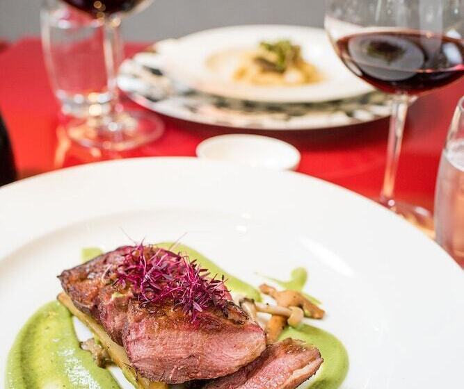 Radisson Collection Hotel, Royal Mile Edinburgh