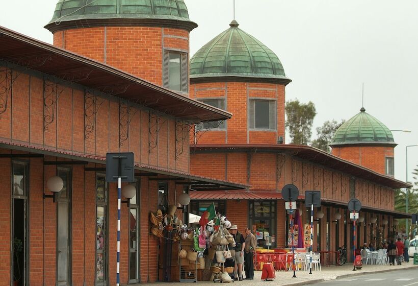 Real Marina Hotel & Spa