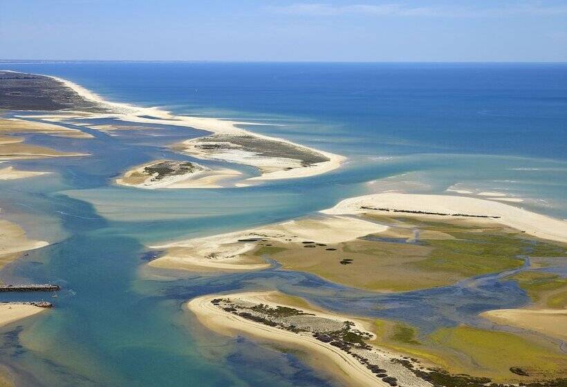 Real Marina Hotel & Spa