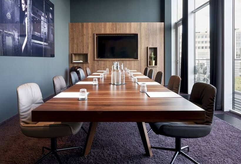 Roomers, Frankfurt, A Member Of Design Hotels