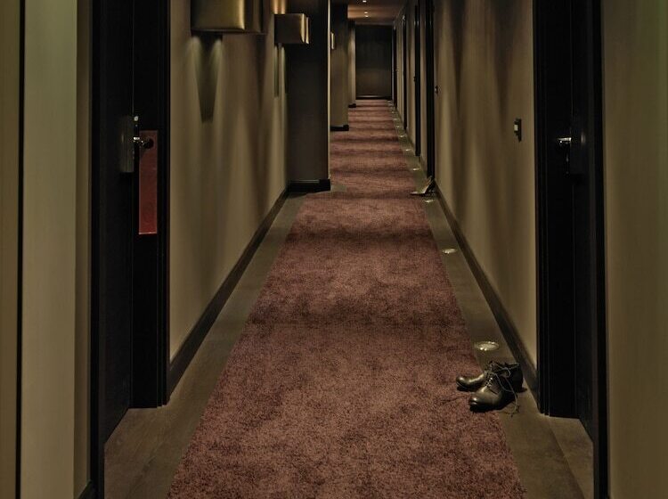 Roomers, Frankfurt, A Member Of Design Hotels