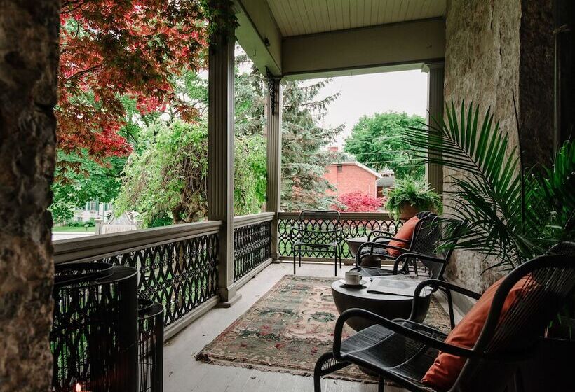 호텔 Rosemount Inn