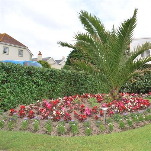 Отель Samares Coast