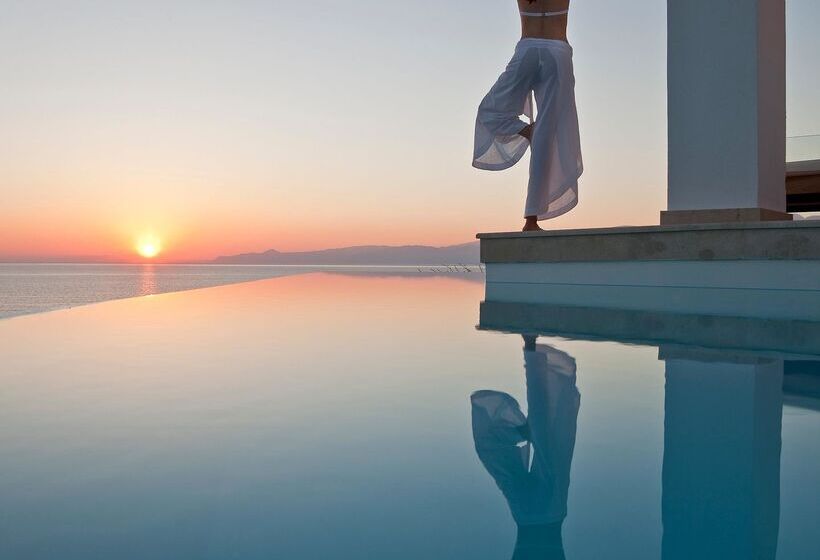 هتل Aquila Elounda Village Resort, Suites & Spa