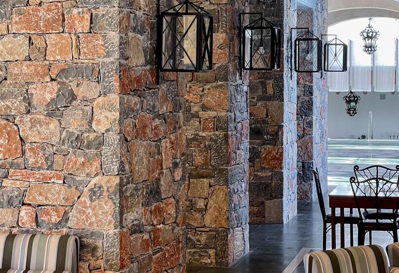 هتل Aquila Elounda Village Resort, Suites & Spa
