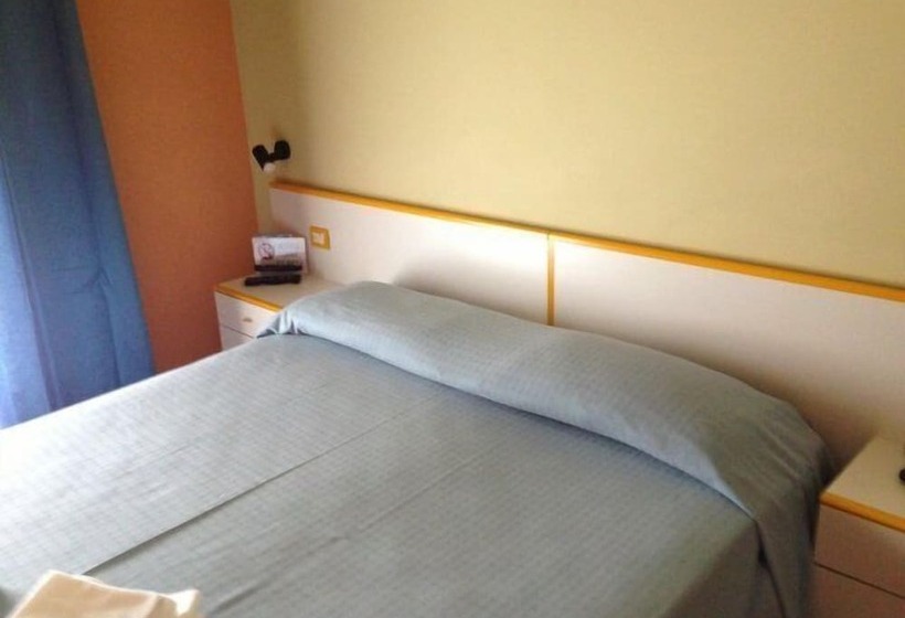 בית מלון כפרי Seven Residence