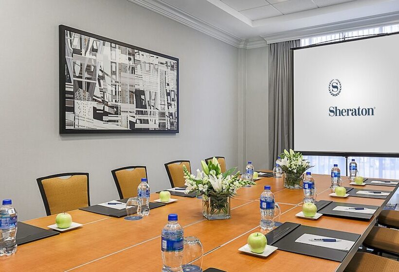 Отель Sheraton Tarrytown