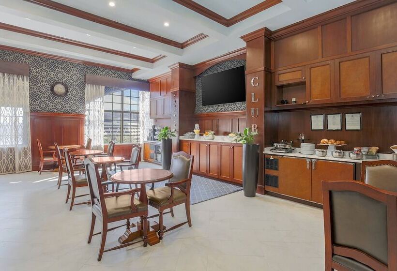 Отель Sheraton Tarrytown