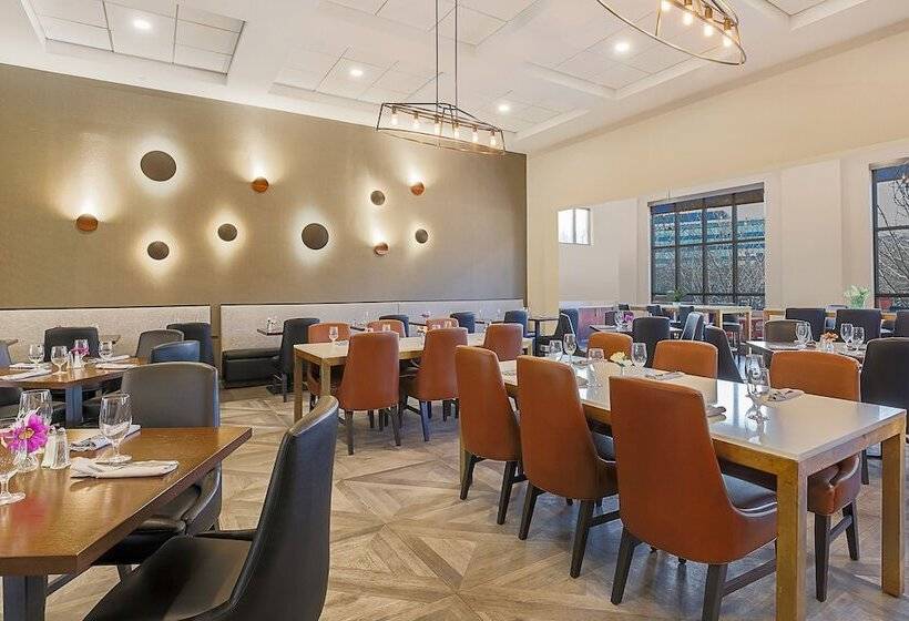 Отель Sheraton Tarrytown