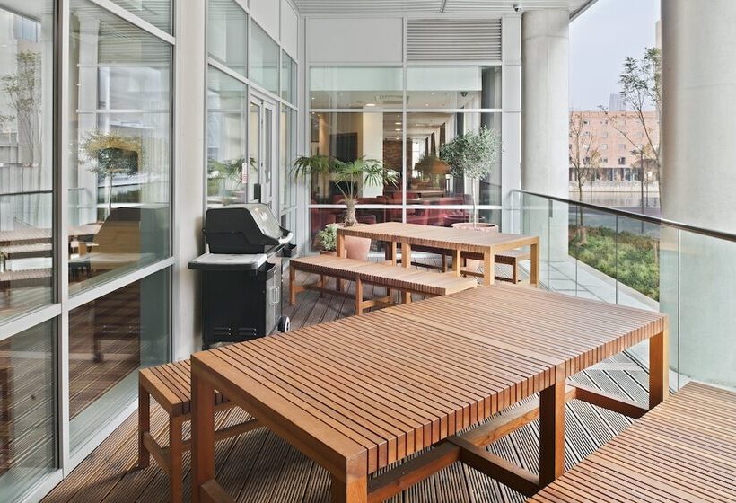 בית מלון כפרי Staybridge Suites Liverpool, An Ihg