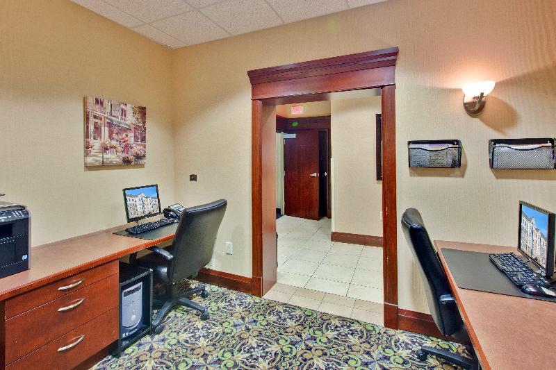 هتل Staybridge Suites London, An Ihg