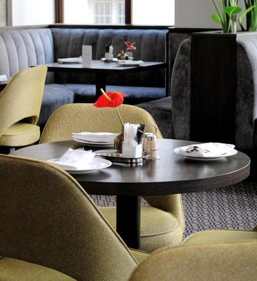 Steigenberger Hotel Herrenhof