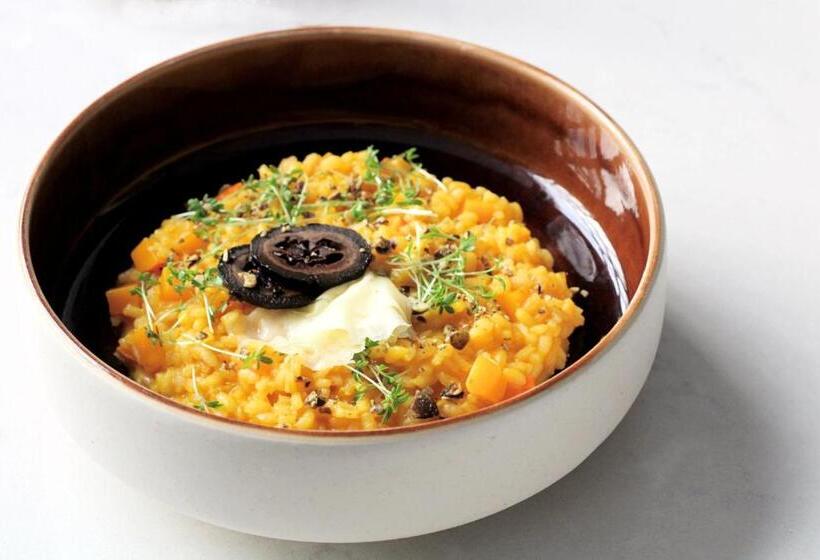 Steigenberger Hotel Herrenhof