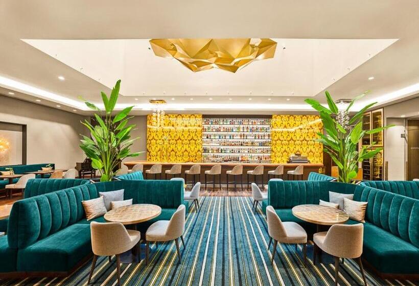 Steigenberger Hotel Herrenhof