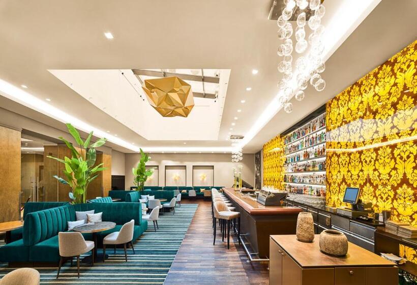 Steigenberger Hotel Herrenhof