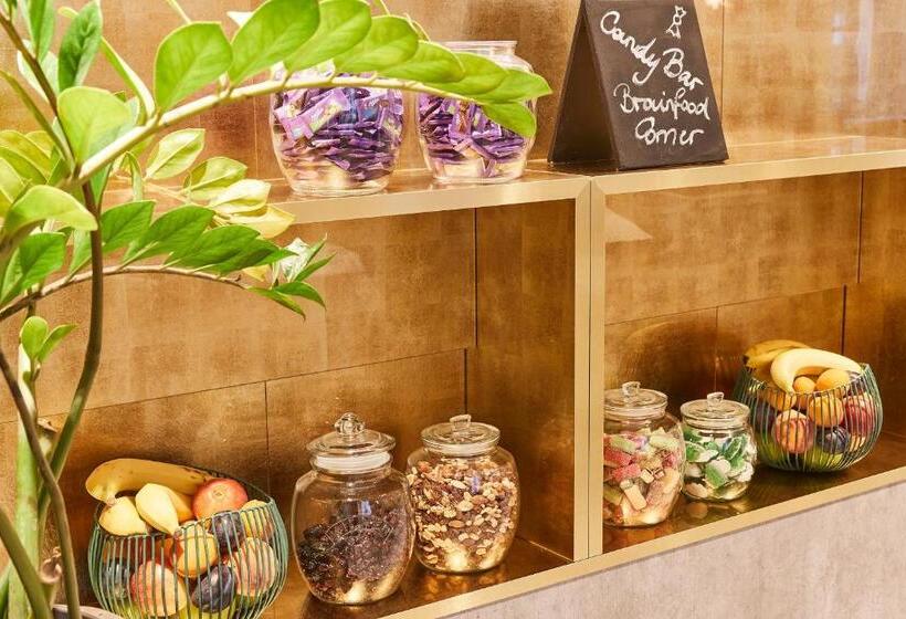 Steigenberger Hotel Herrenhof