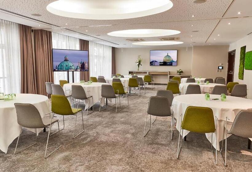 Steigenberger Hotel Herrenhof